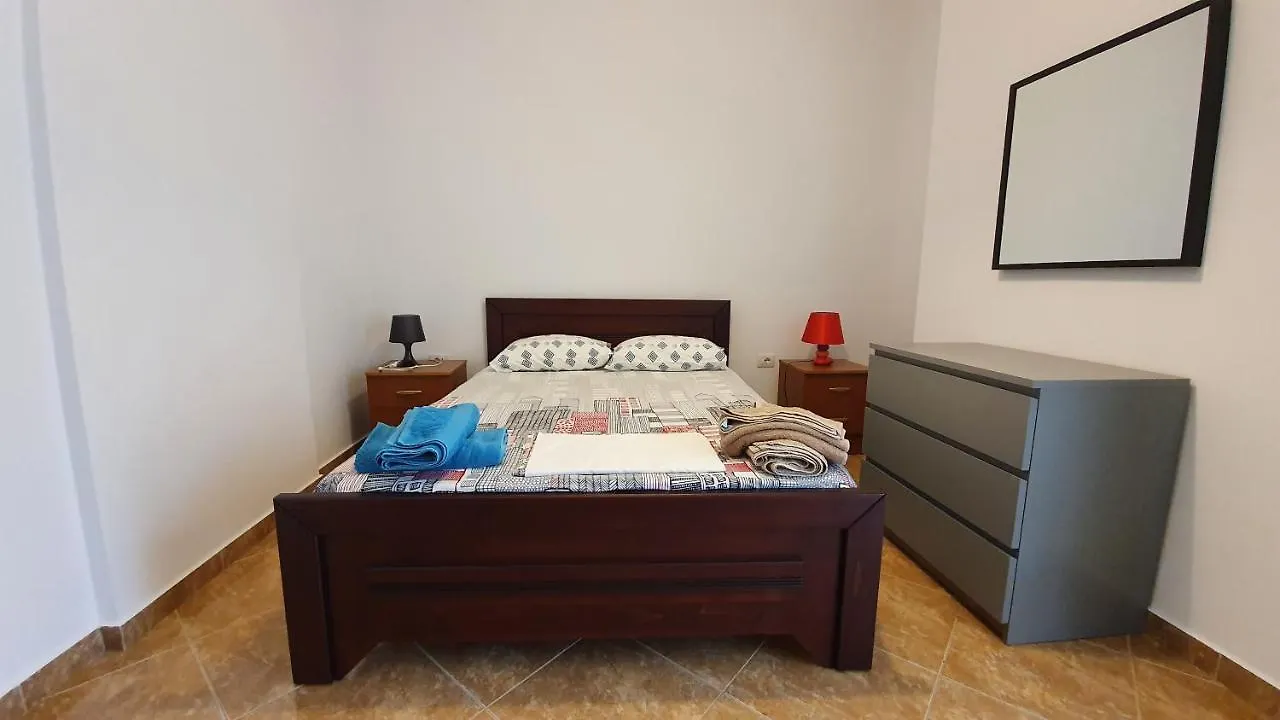 Vila Riand 博尔什
